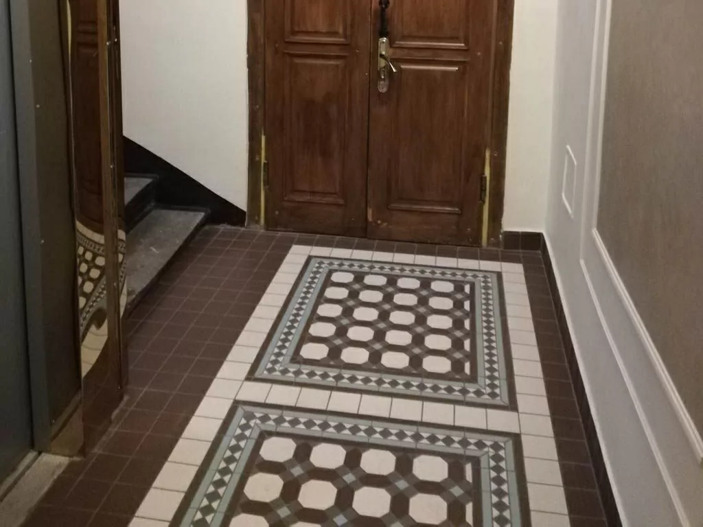 Керамогранит Угол Изабель (06/19/15) 16.4x16.4x14.4