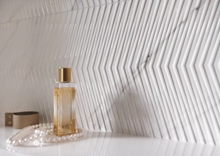 Керамогранит O-CCH-GGA393 Carrara Chic шеврон A светло-коричневый 22,1x89