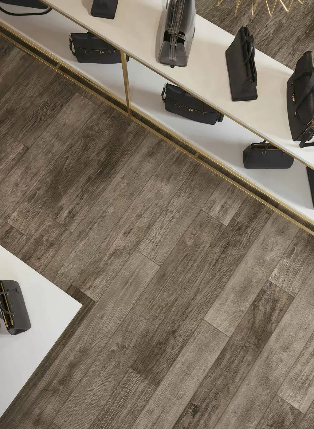 Керамогранит 610130004498 Iconic White Battiscopa/Айконик Вайт 7.2x80