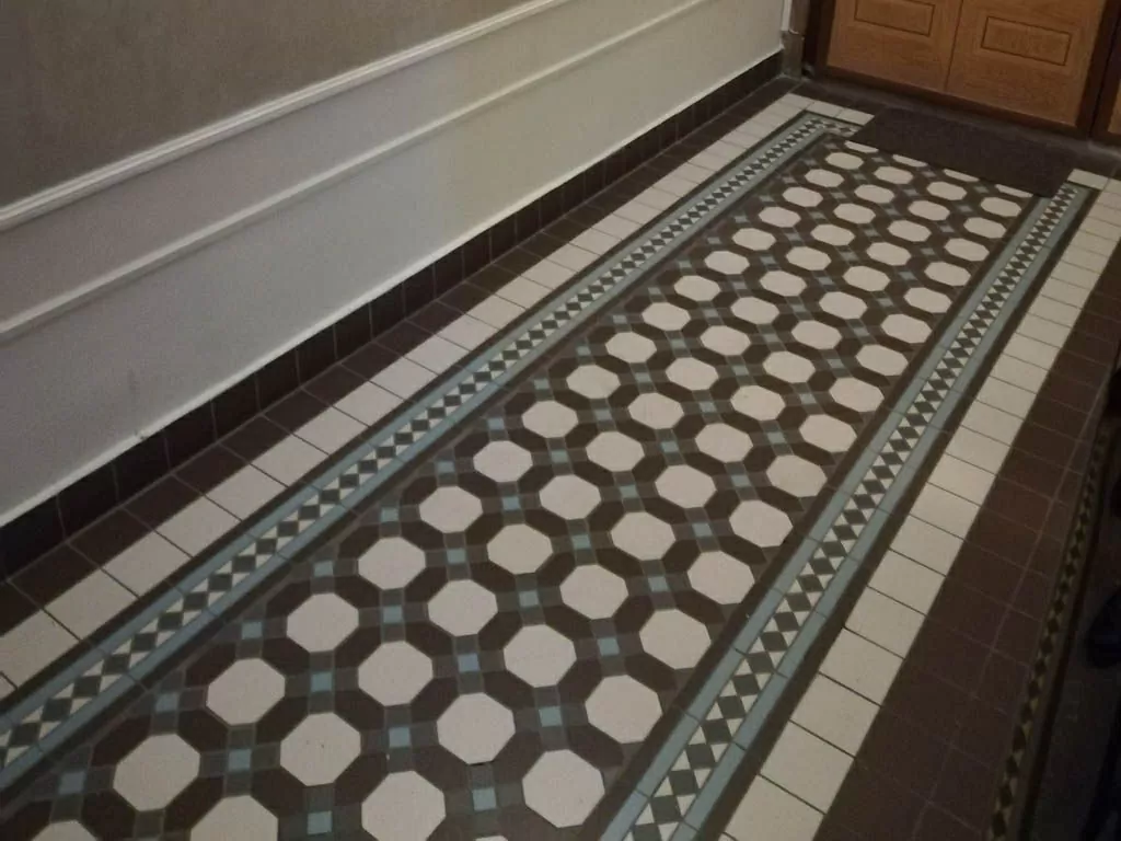 Керамогранит Угол Изабель (06/19/15) 16.4x16.4x14.4