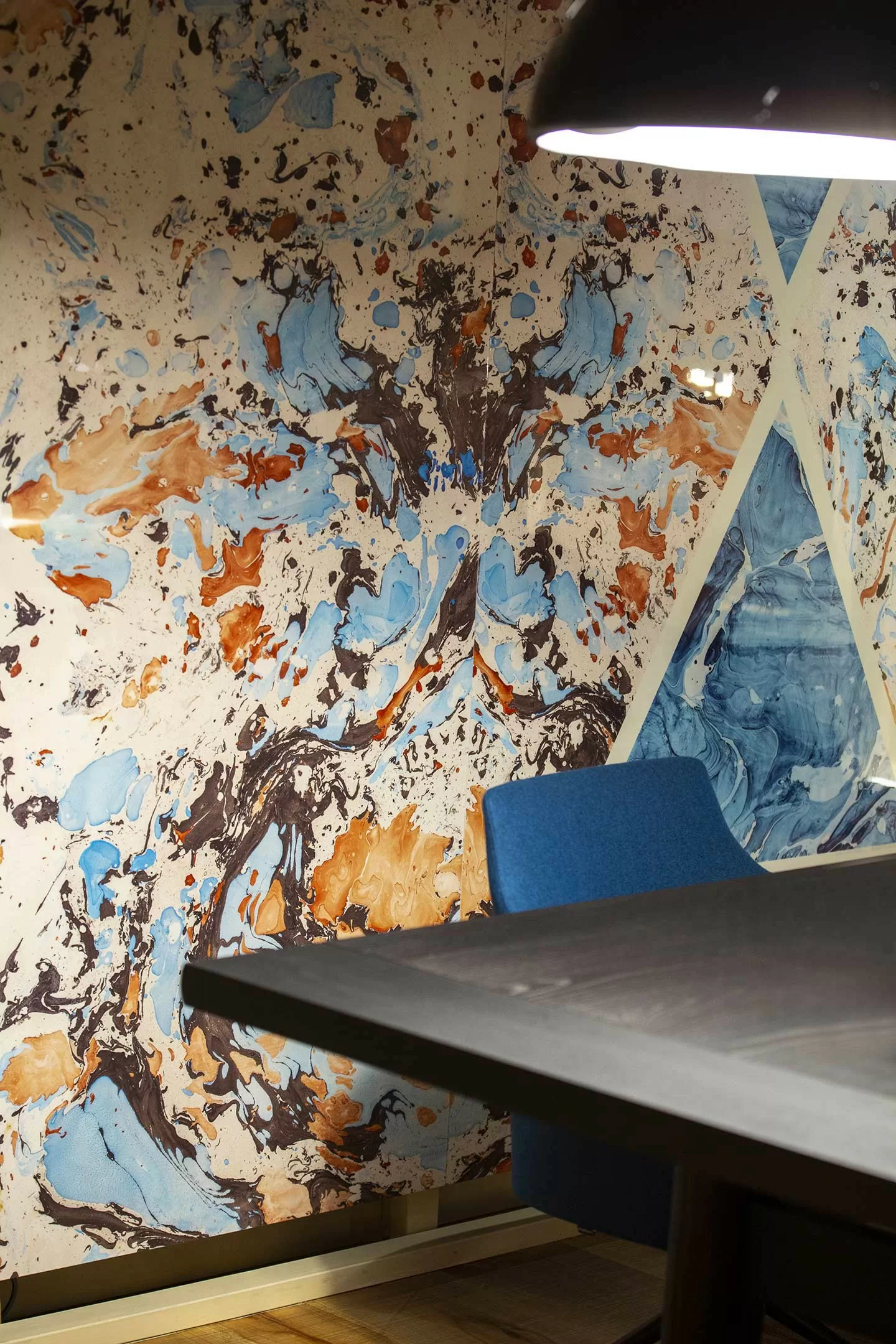 Керамогранит 763514 Araldica Triangoli Blu Lucida R 6mm 120x240
