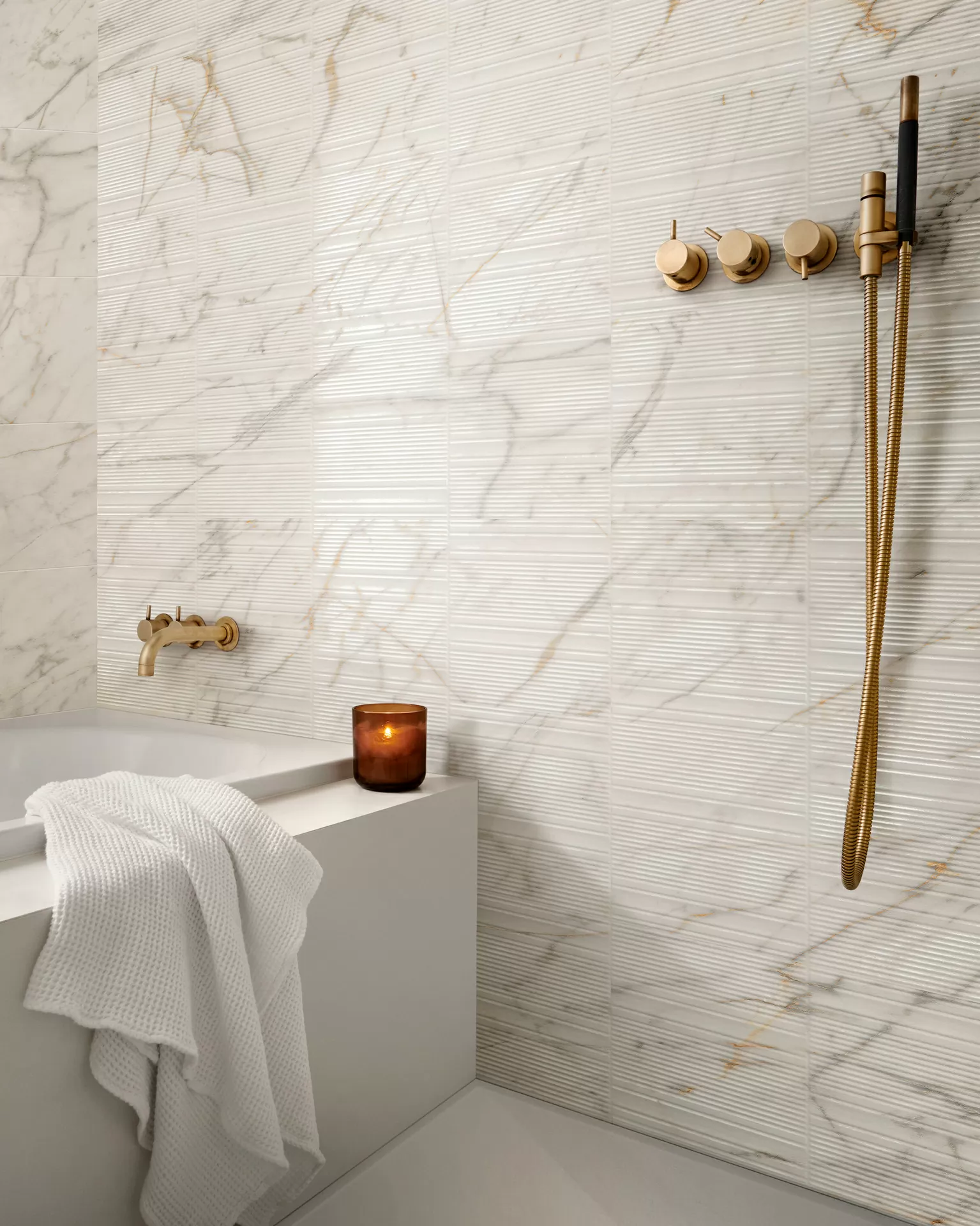 Керамогранит MME1 Fabula Golden 100x100