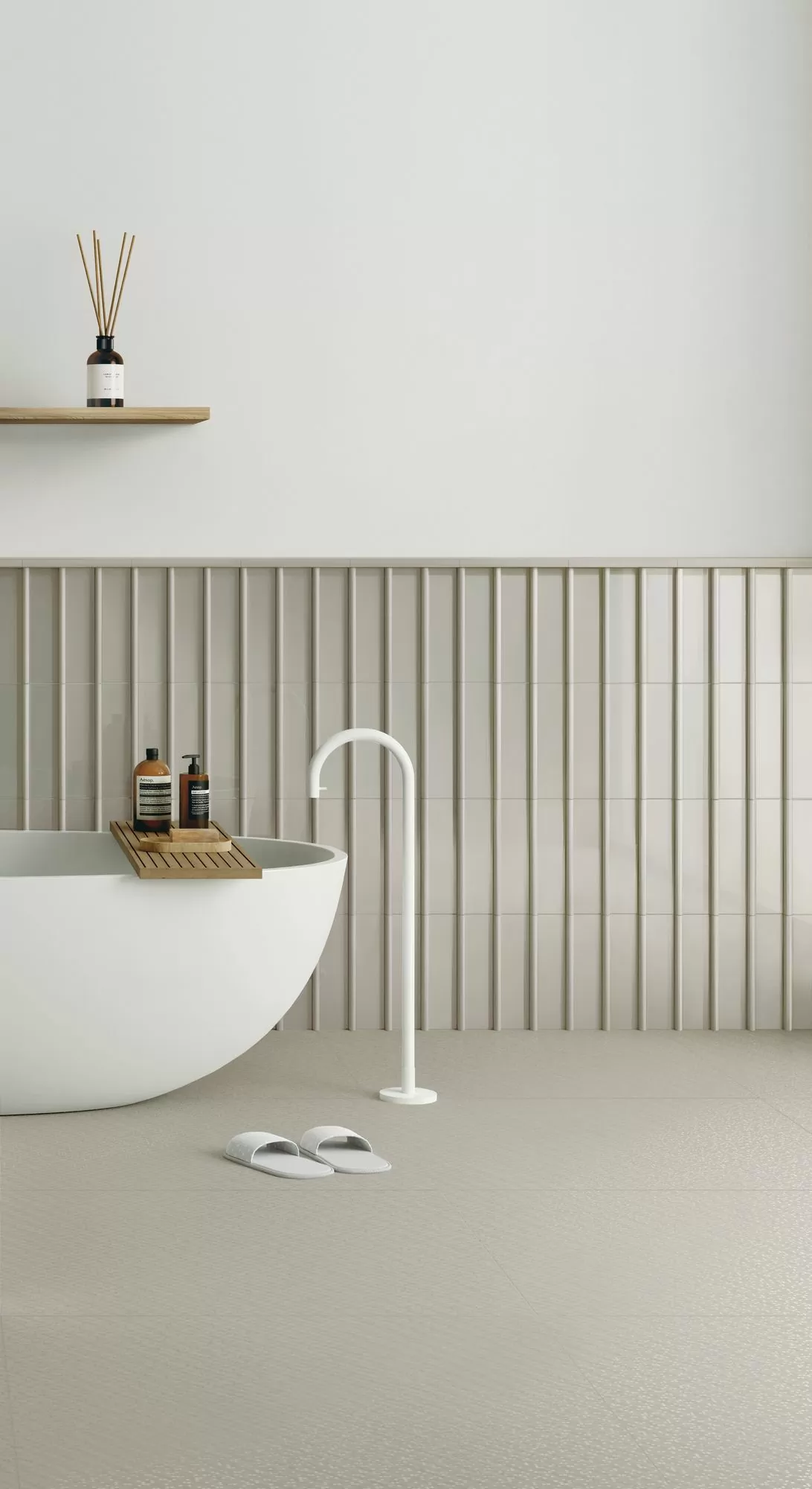 Керамогранит 118400 Aguas Plain Natural White 90x90