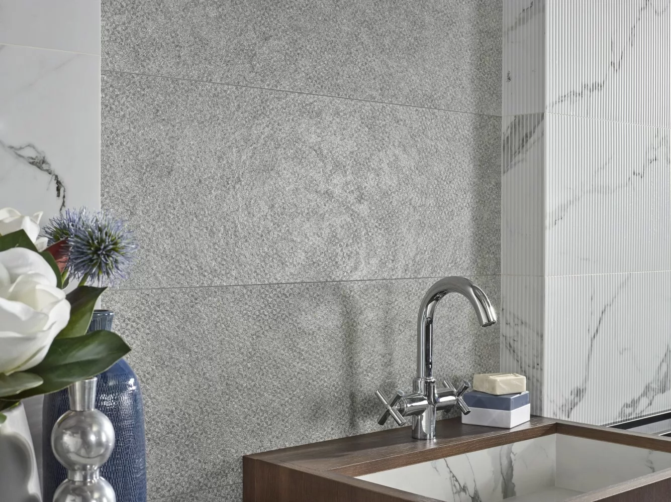 Плитка Mitra Gris Satin 30х90