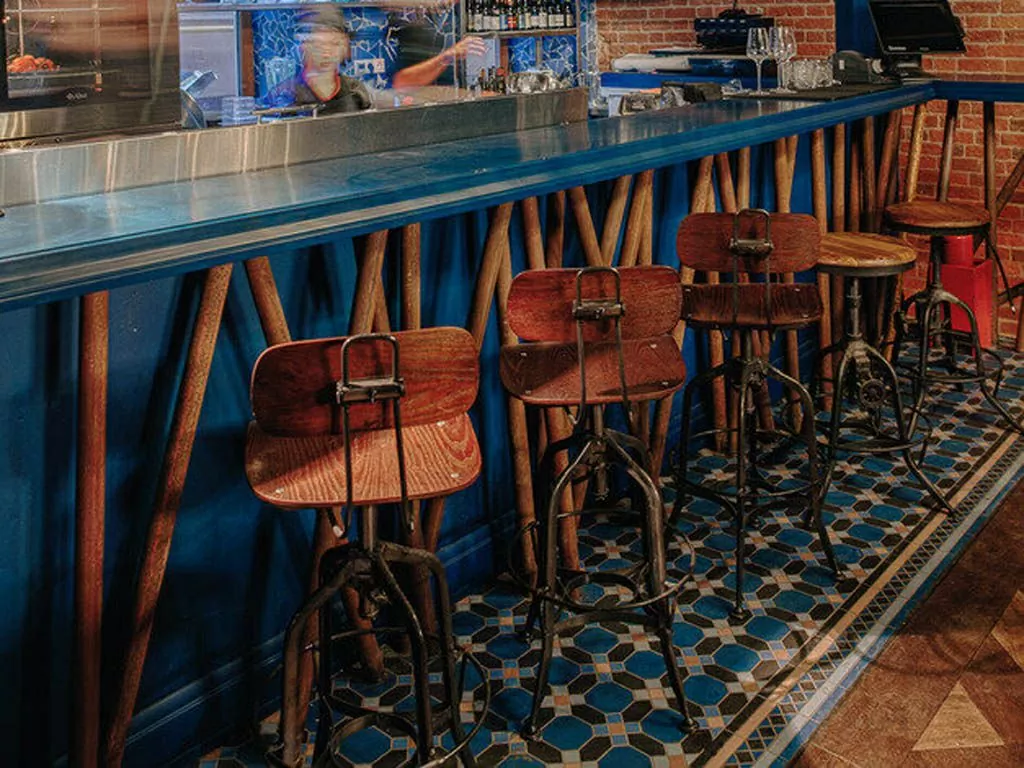 Керамогранит Угол Изабель (06/19/15) 16.4x16.4x14.4